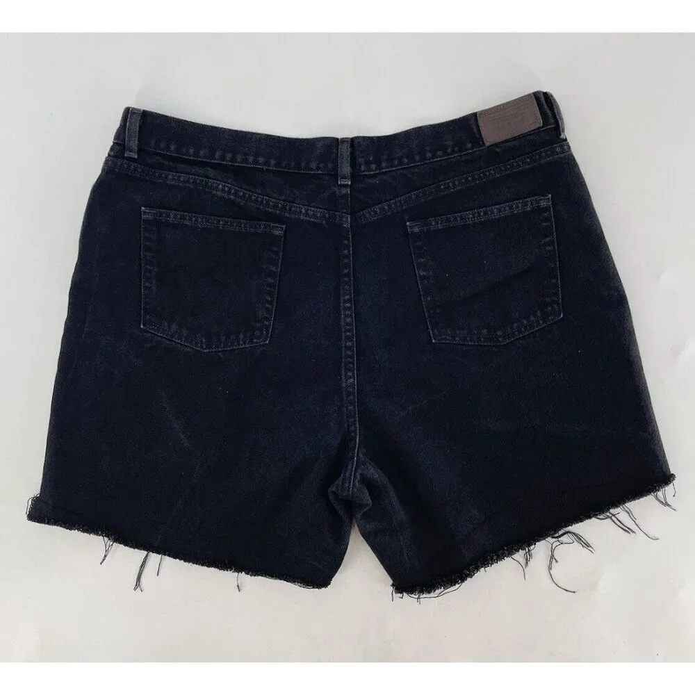 L.L.Bean Plus Size Black‎ Straight Fit Cut Off Raw Hem Shorts Size 20